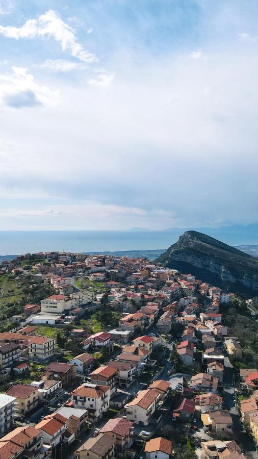Appartamento "Il Geranio" Trentinara Luaran gambar